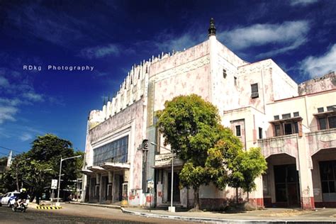 28 of the Most Beautiful Buildings in the Philippines.